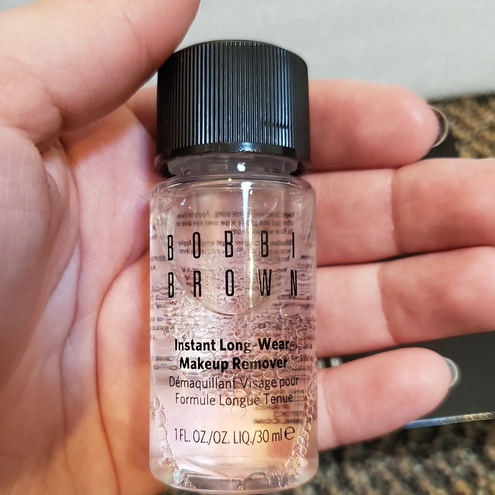 Bobbi Brown makeup remover